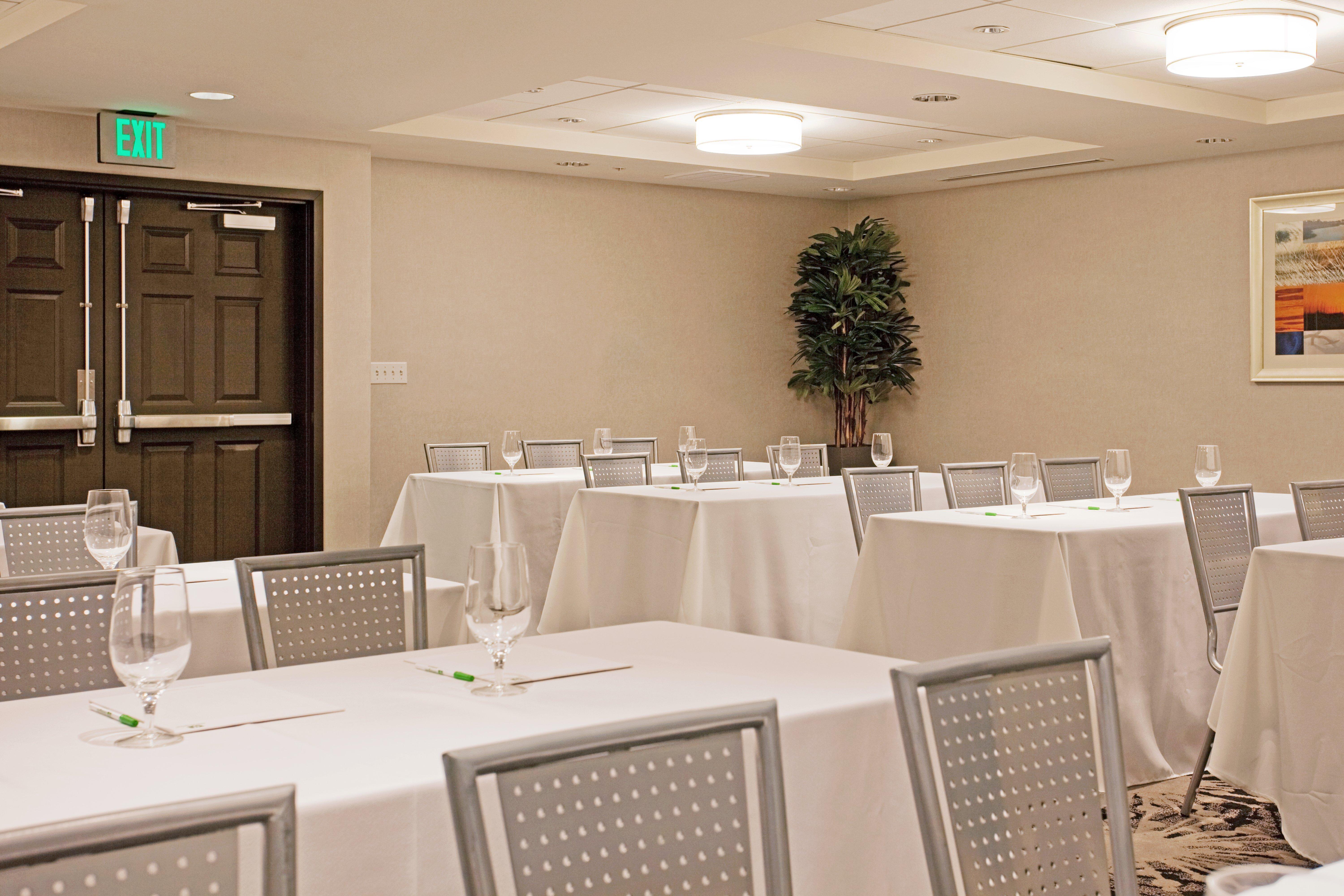 Holiday Inn Oceanside Marina Camp Pendleton By Ihg Restoran foto