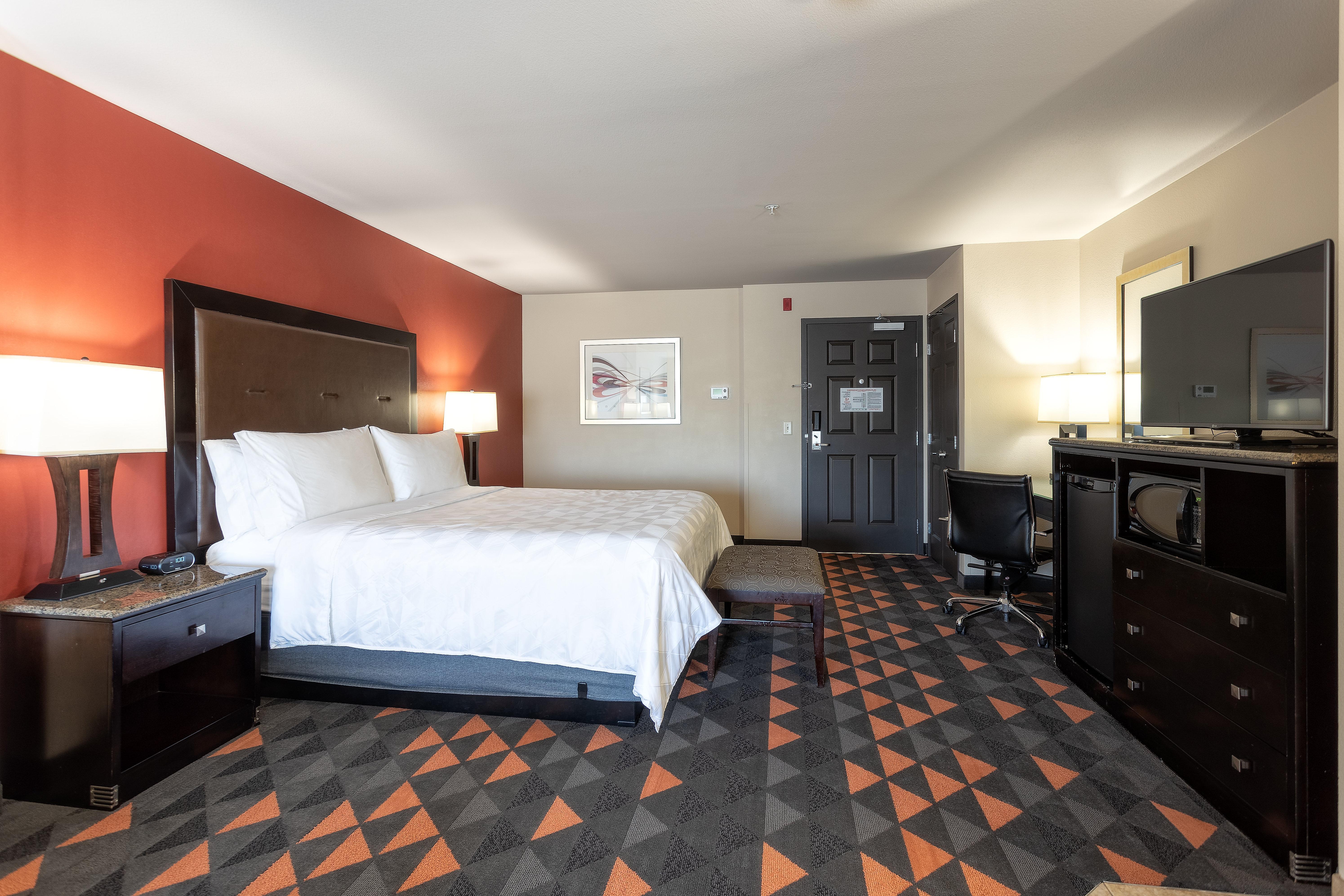 Holiday Inn Oceanside Marina Camp Pendleton By Ihg Bagian luar foto