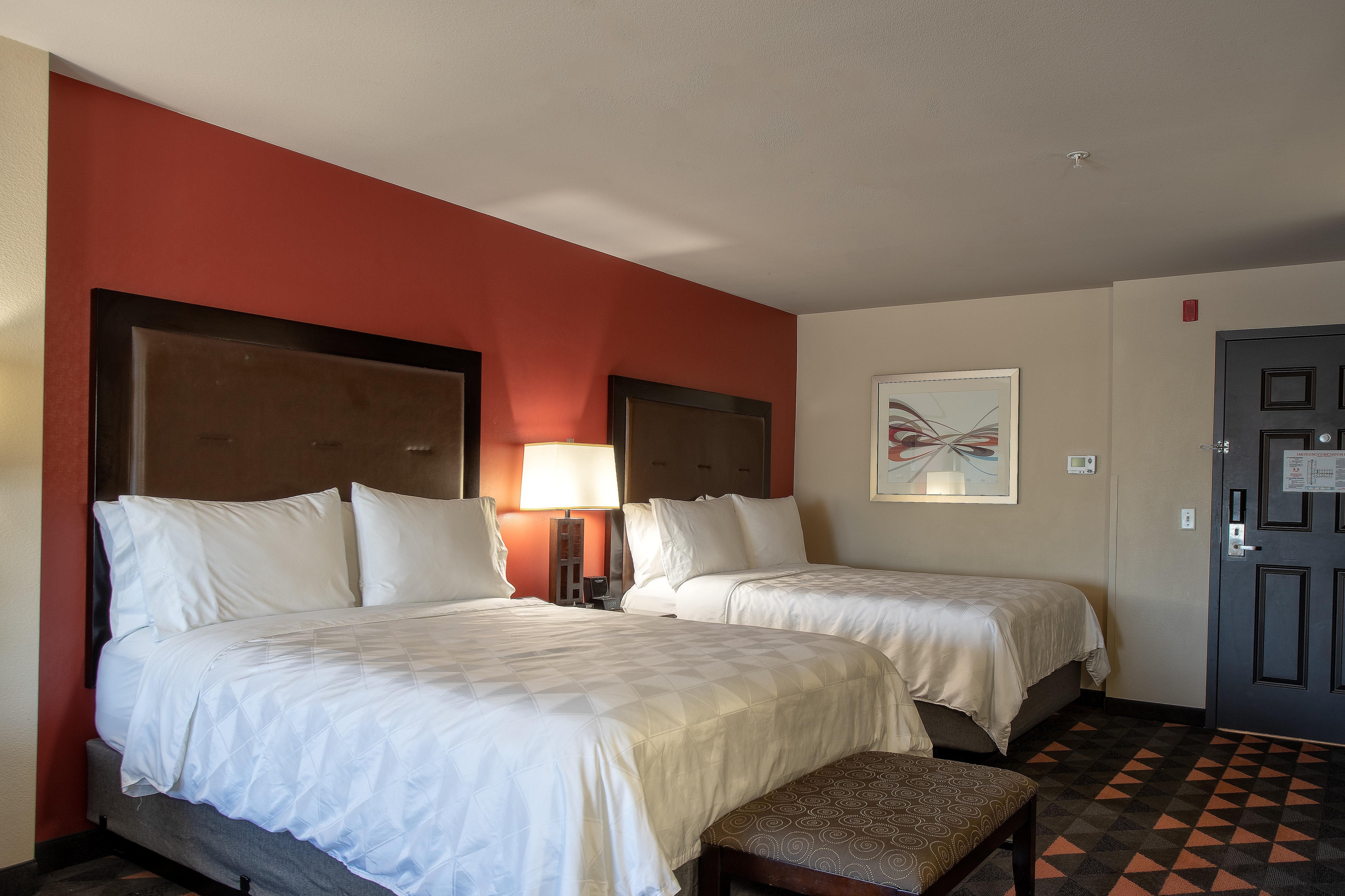 Holiday Inn Oceanside Marina Camp Pendleton By Ihg Bagian luar foto